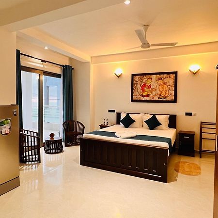 Ocean Front Villa Hikkaduwa Exterior photo